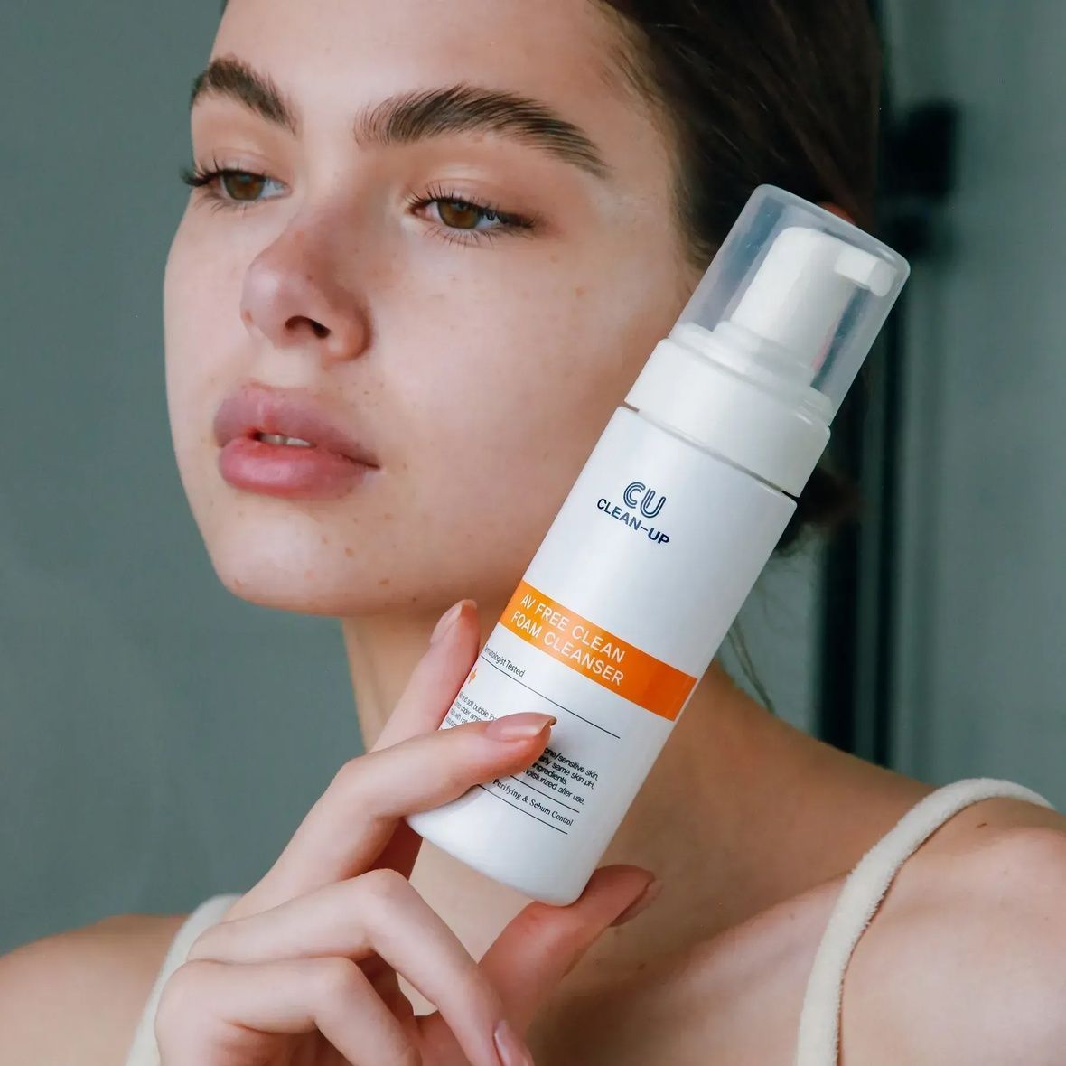 CU SKIN Clean-Up AV Free Clean Foam Cleanser (Очищаюча пінка для чутливої шкіри), 150 мл 8809207223067 фото