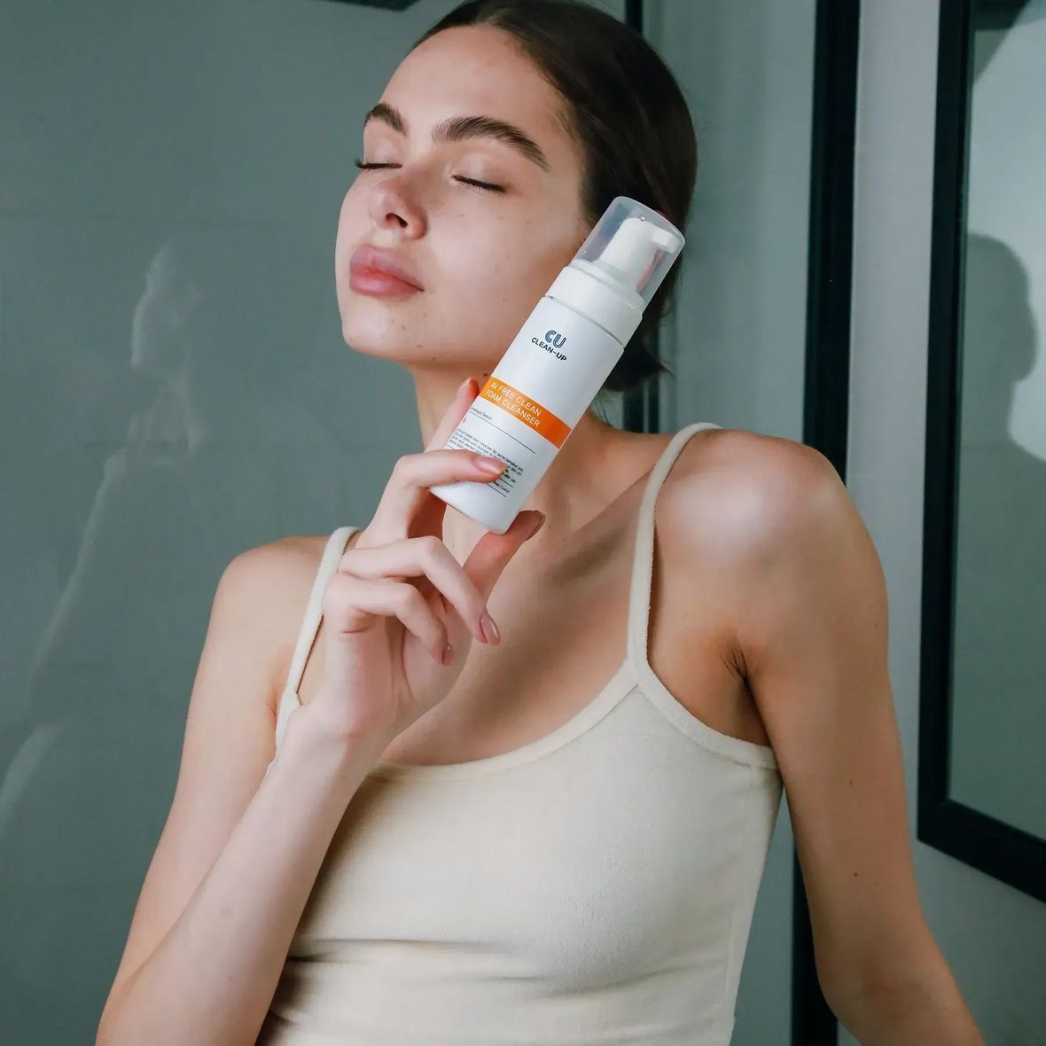 CU SKIN Clean-Up AV Free Clean Foam Cleanser (Очищаюча пінка для чутливої шкіри), 150 мл 8809207223067 фото