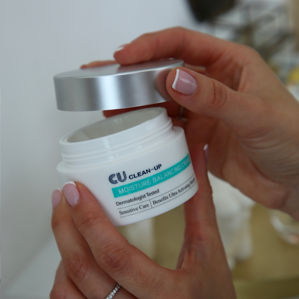 CU SKIN Clean-Up Moisture Balancing Cream (Ультра-зволожуючий крем c вітаміном U), 50 мл 8809207221179 фото