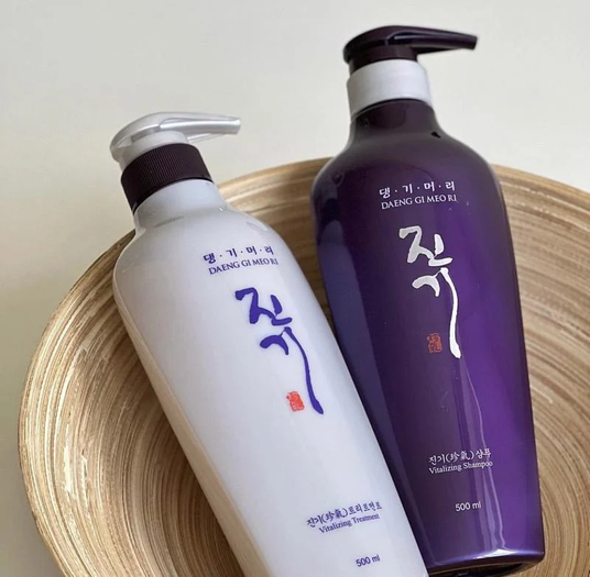 Daeng Gi Meo Ri Vitalizing Shampoo відновлюючий шампунь купити