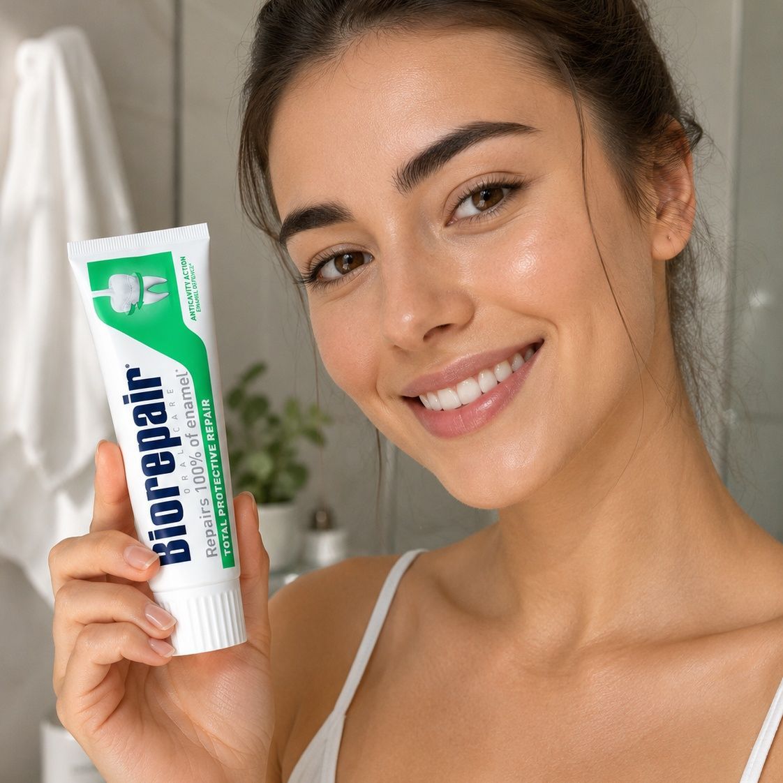 Biorepair Oral Care Total Protective Repair (Зубна паста "Абсолютний захист та відновлення"), 75 мл 8017331048429 фото