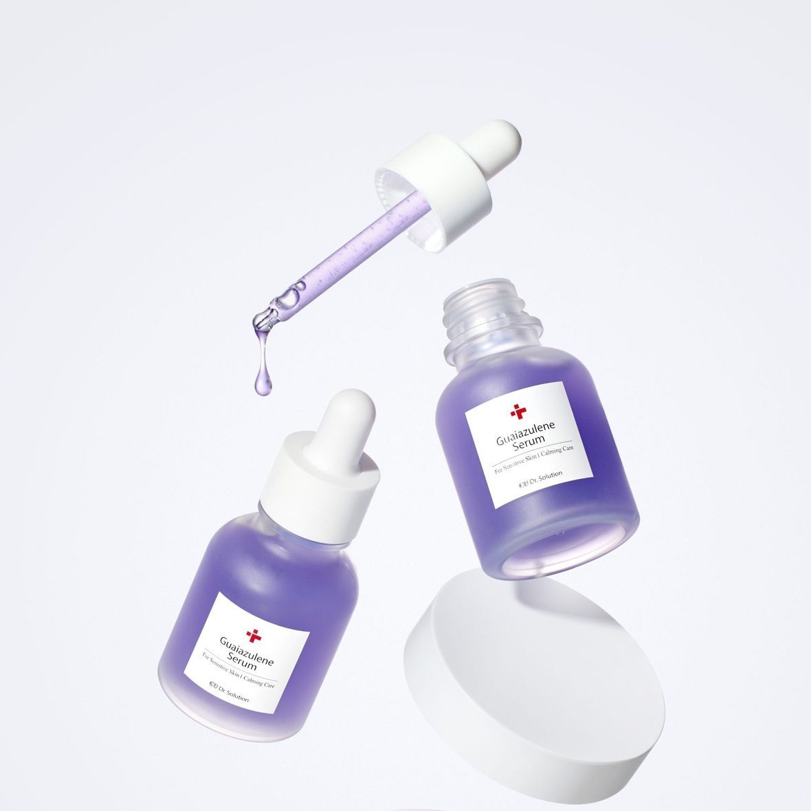 CU SKIN Dr. Solution Guaiazulene Serum (Інтенсивна заспокійлива сироватка з гвайазуленом і троксерутином), 30 мл 8809207225184 фото