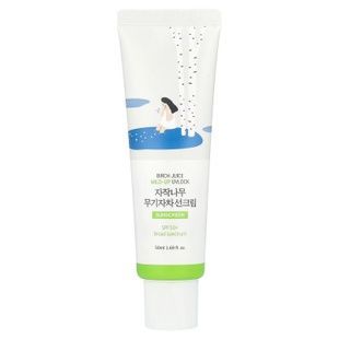 Round Lab Birch Juice Moisturizing Mild-Up Sunscreen SPF 50 (Сонцезахисний крем з березовим соком), 50 мл 8809782558523 фото