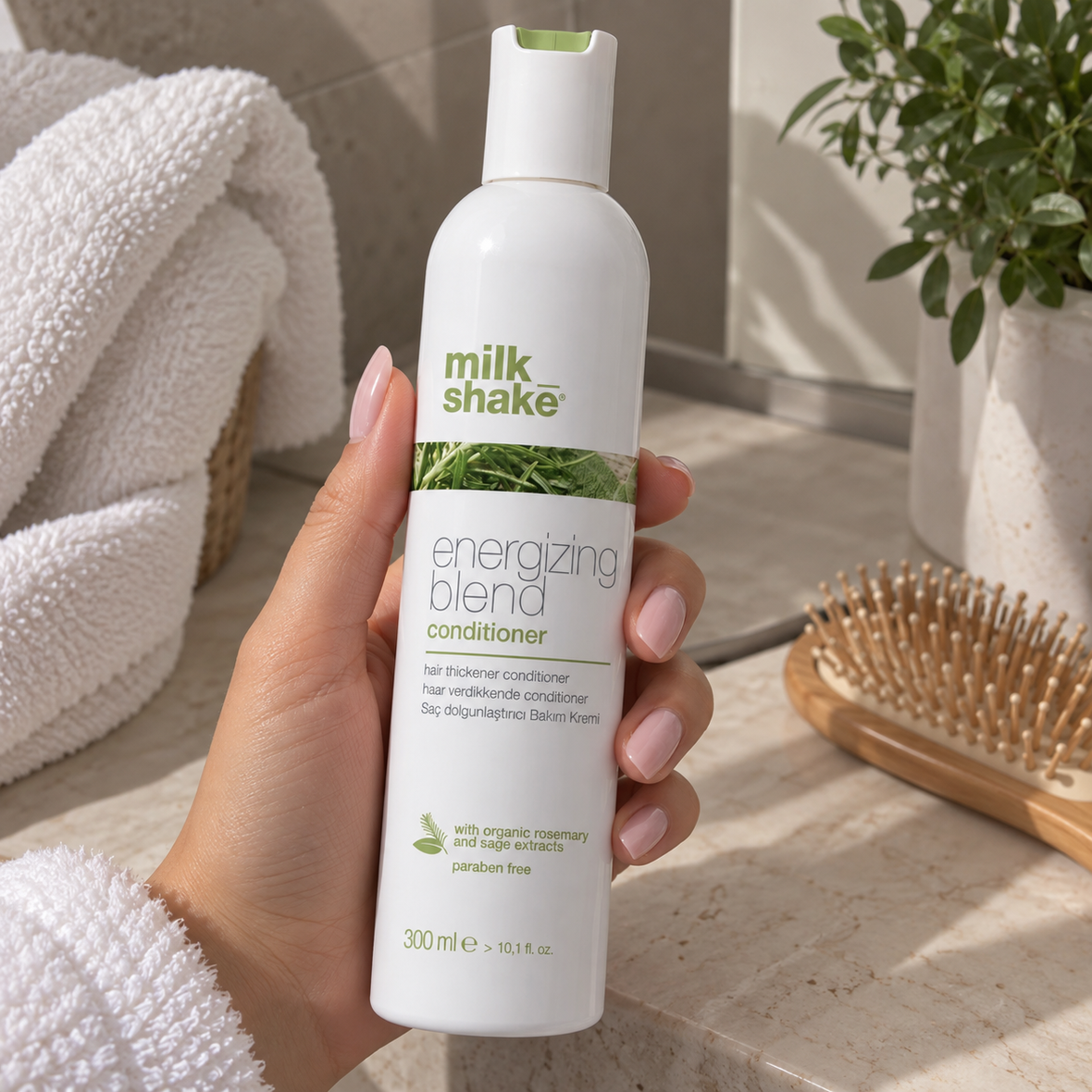 Milk Shake Energizing Blend Hair Conditioner (Зміцнюючий кондиціонер для волосся), 300 мл 8032274059882 фото