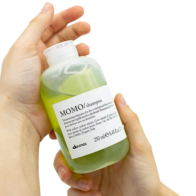 Davines Momo Shampoo (Зволожуючий шампунь для сухого та зневодненого волосся), 250 мл 8004608280460 фото